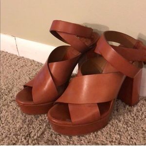 Chloe brown/tan platform sandal